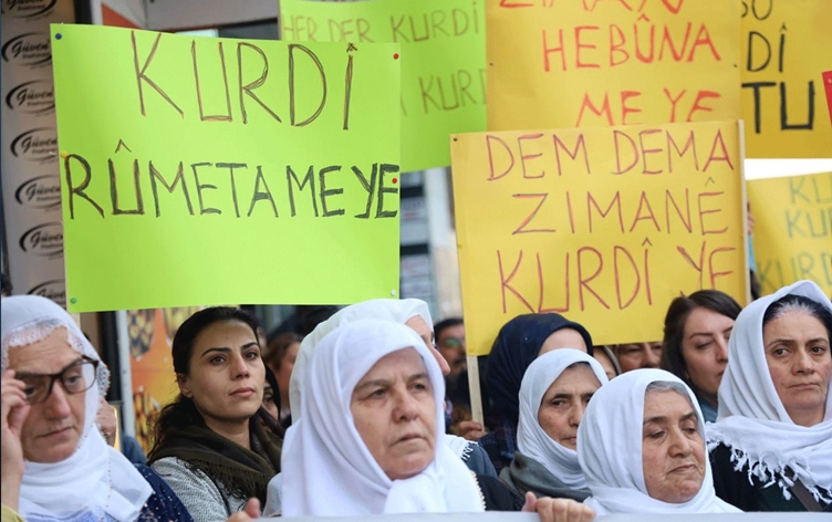 Dil Kimliktir- Kimlik Onurdur